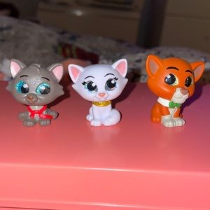 Disney Doorable Cats